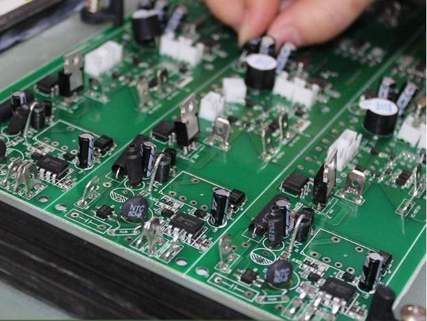 Processing and assembly of double-sided PCB and PCBA